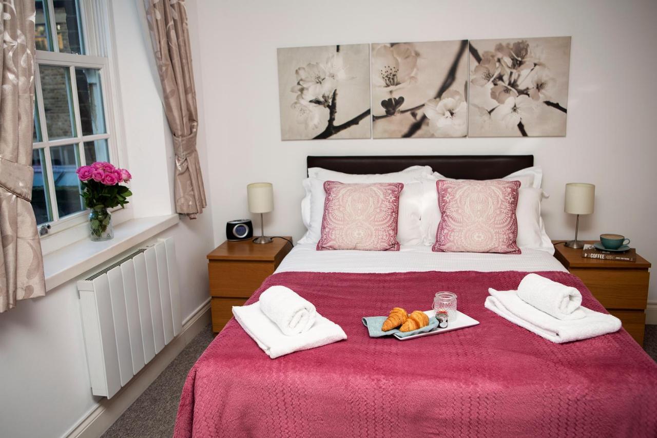Apt 2, Trafalgar Square 2Nd Floor By Indigo Flats Londen Buitenkant foto