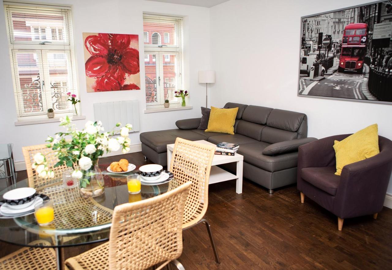 Apt 2, Trafalgar Square 2Nd Floor By Indigo Flats Londen Buitenkant foto